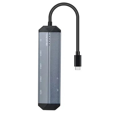 Se poate conecta un adaptor USB C 4 în 1 la un aparat de karaoke?